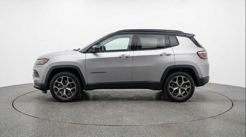 Silver Zynith Metallic Clearcoat 2025 Jeep Compass Limited