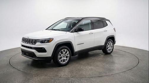 Bright White Clearcoat 2025 Jeep Compass Limited
