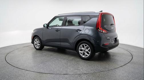Gravity Gray 2025 Kia Soul LX