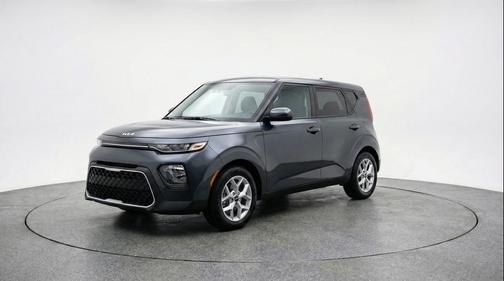 Gravity Gray 2025 Kia Soul LX
