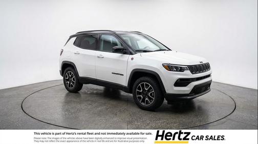 Bright White Clearcoat 2025 Jeep Compass Trailhawk