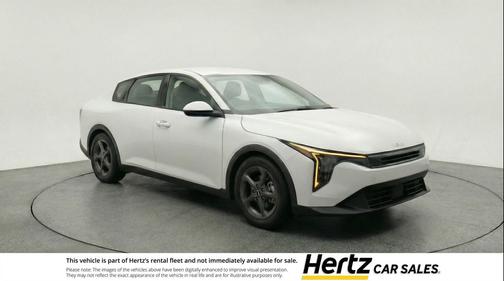 Snow White Pearl 2025 Kia K4 LXS
