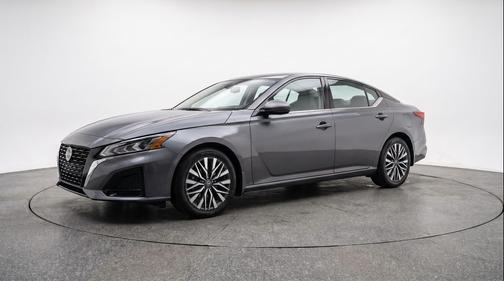 Gun Metallic 2026 Nissan Altima SV FWD