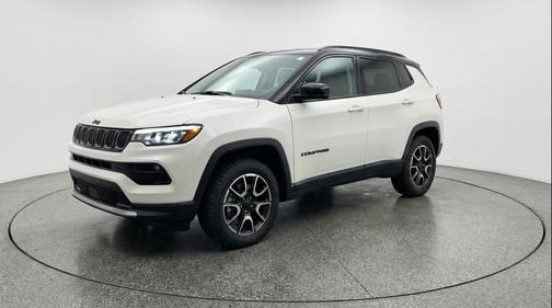 Bright White Clearcoat 2025 Jeep Compass Trailhawk