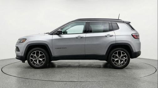 Silver Zynith Metallic Clearcoat 2025 Jeep Compass Limited