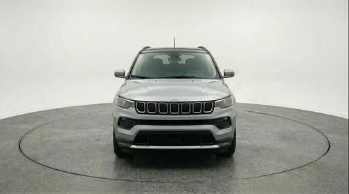 Silver Zynith Metallic Clearcoat 2025 Jeep Compass Limited