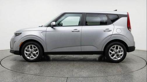 Steel Gray 2025 Kia Soul LX