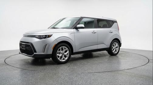 Steel Gray 2025 Kia Soul LX