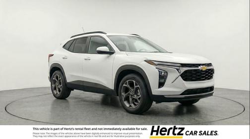 Summit White 2025 Chevrolet Trax LT