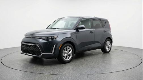 Gravity Gray 2025 Kia Soul LX