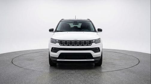Bright White Clearcoat 2025 Jeep Compass Limited