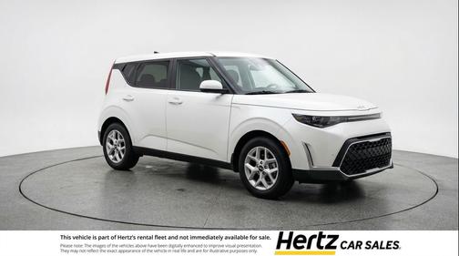 Snow White Pearl 2025 Kia Soul LX