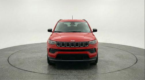 Red Hot Pearlcoat 2025 Jeep Compass Latitude