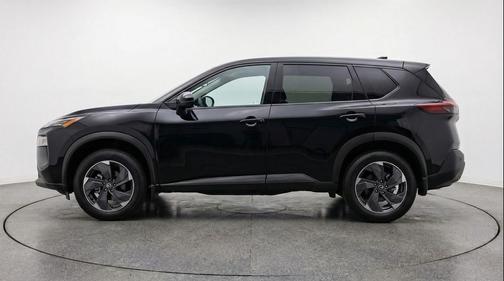 Super Black 2025 Nissan Rogue SV