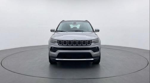 Silver Zynith Metallic Clearcoat 2025 Jeep Compass Limited