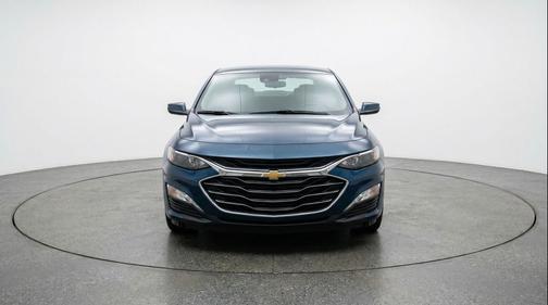 Dark Ash Metallic 2023 Chevrolet Malibu FWD 1LT