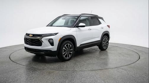 Summit White 2025 Chevrolet Trailblazer LT
