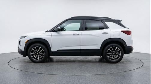 Summit White 2025 Chevrolet Trailblazer LT