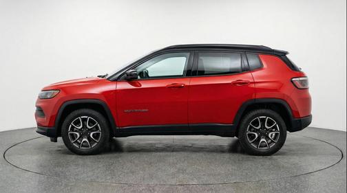 Red Hot Pearlcoat 2025 Jeep Compass Trailhawk
