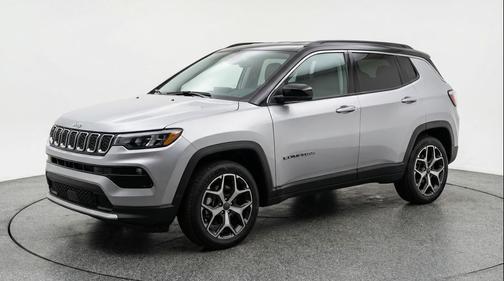 Silver Zynith Metallic Clearcoat 2025 Jeep Compass Limited