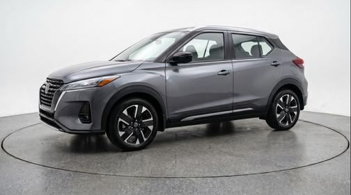 Gun Metallic 2026 Nissan Kicks SV