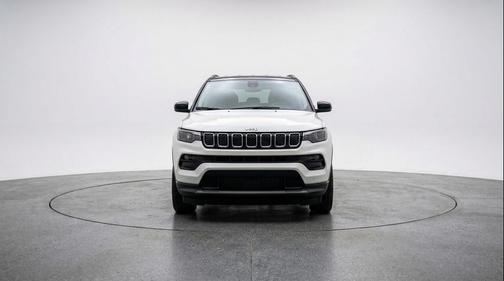 Bright White Clearcoat 2025 Jeep Compass Limited