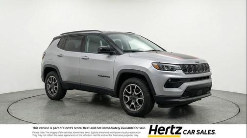 Silver Zynith Metallic Clearcoat 2025 Jeep Compass Trailhawk