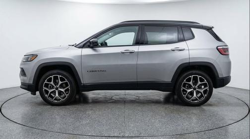 Silver Zynith Metallic Clearcoat 2025 Jeep Compass Limited