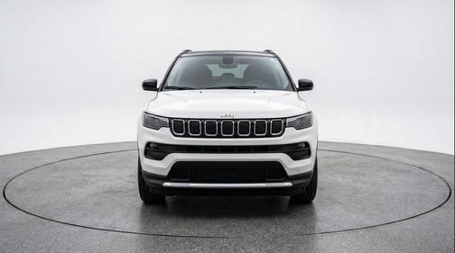 Bright White Clearcoat 2025 Jeep Compass Limited