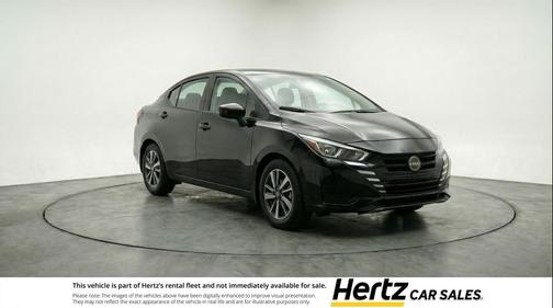 Super Black 2025 Nissan Versa 1.6 SV