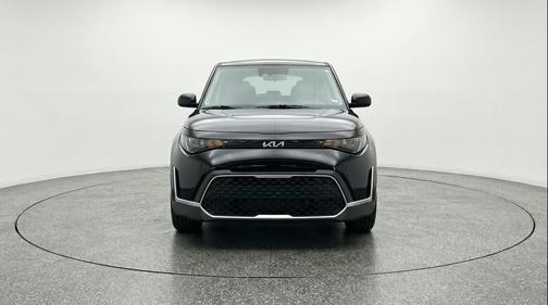 Fusion Black 2025 Kia Soul LX