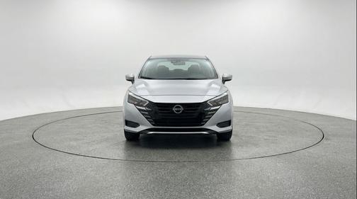 Brilliant Silver Metallic 2025 Nissan Versa 1.6 SV