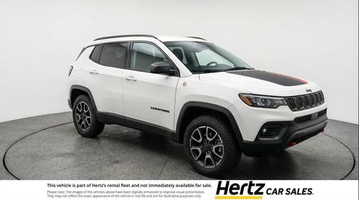 Bright White Clearcoat 2025 Jeep Compass Trailhawk