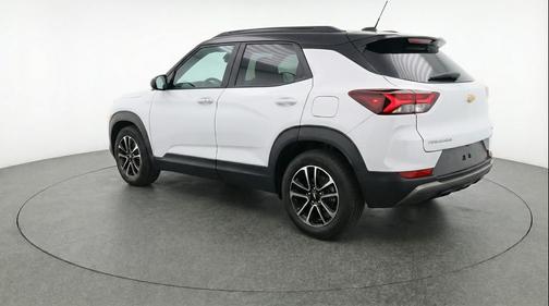 Summit White 2025 Chevrolet Trailblazer LT