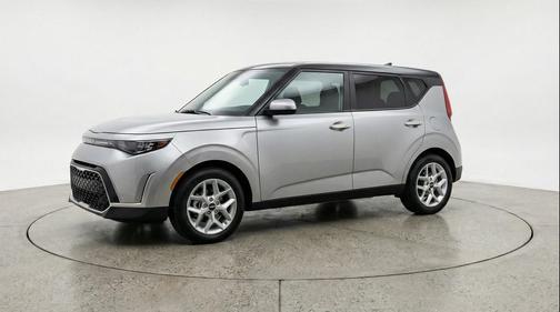 Steel Gray 2025 Kia Soul LX