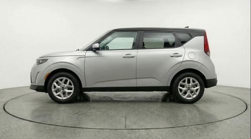 Steel Gray 2025 Kia Soul LX