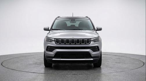 Silver Zynith Metallic Clearcoat 2025 Jeep Compass Limited