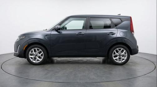 Gravity Gray 2025 Kia Soul LX