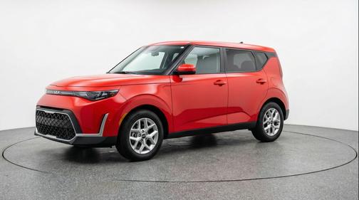 Inferno Red 2025 Kia Soul LX