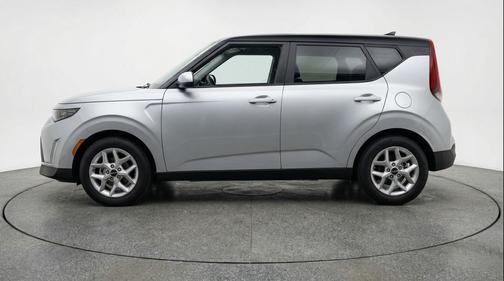 Steel Gray 2025 Kia Soul LX