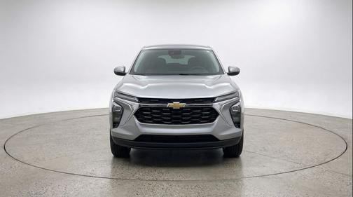 Sterling Gray Metallic 2025 Chevrolet Trax LT
