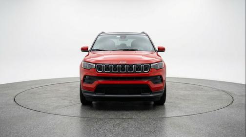 Red Hot Pearlcoat 2025 Jeep Compass Latitude