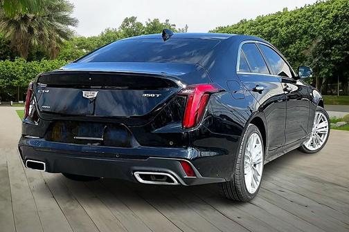 2023 Cadillac CT4 Premium Luxury