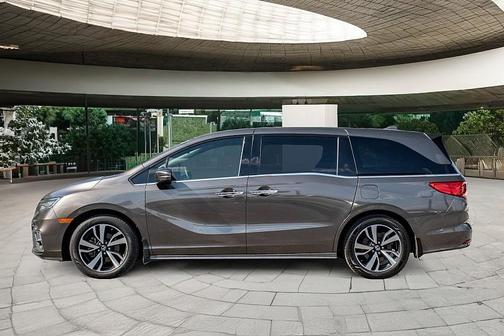 2020 Honda Odyssey Elite