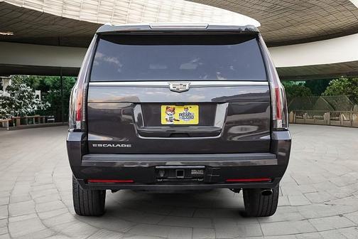 2018 Cadillac Escalade ESV Platinum