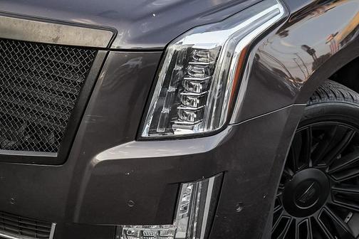 2018 Cadillac Escalade ESV Platinum
