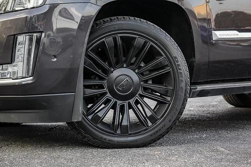 2018 Cadillac Escalade ESV Platinum