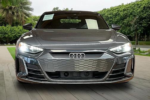 2023 Audi e-tron GT Premium Plus quattro