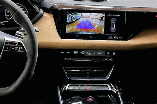 2023 Audi e-tron GT Premium Plus quattro