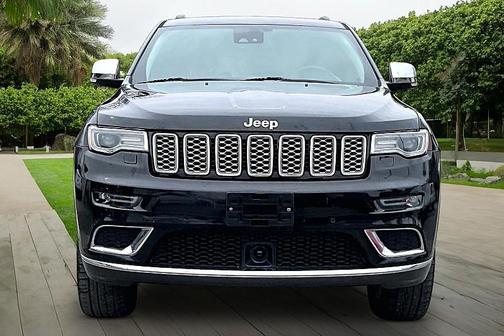 2020 Jeep Grand Cherokee Summit